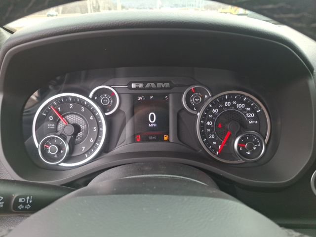 New 2026 RAM 1500 4x4 Crew Cab image 16