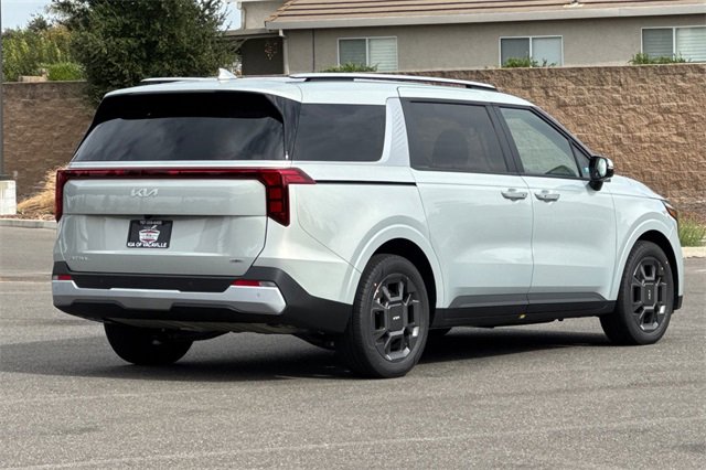 New 2026 Kia Carnival EX image 5