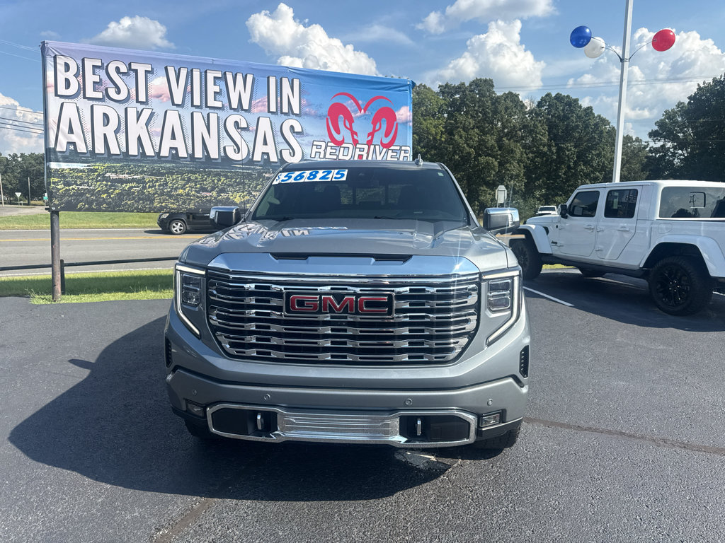 Used 2024 GMC Sierra 1500 Denali AWD/4WD image 2