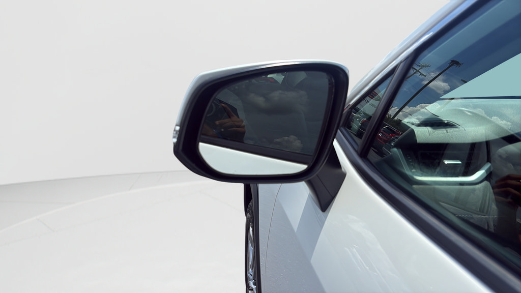 Used 2023 Toyota RAV4 XLE Premium FWD image 27