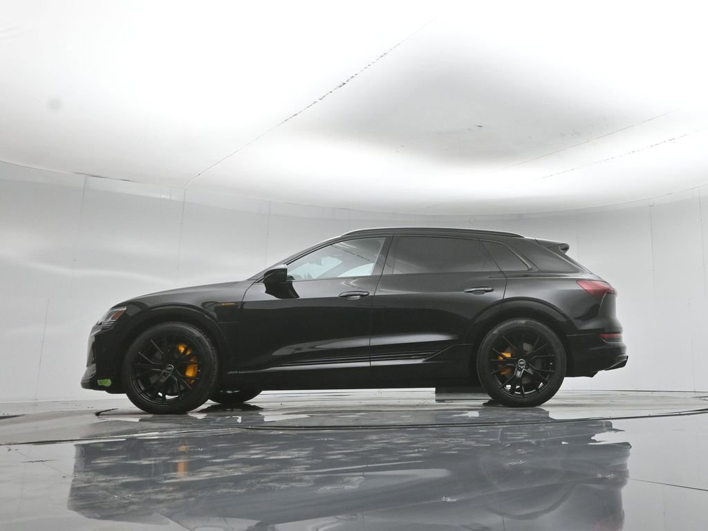 Used 2023 Audi e-tron Chronos w/ Chronos Package AWD/4WD image 8