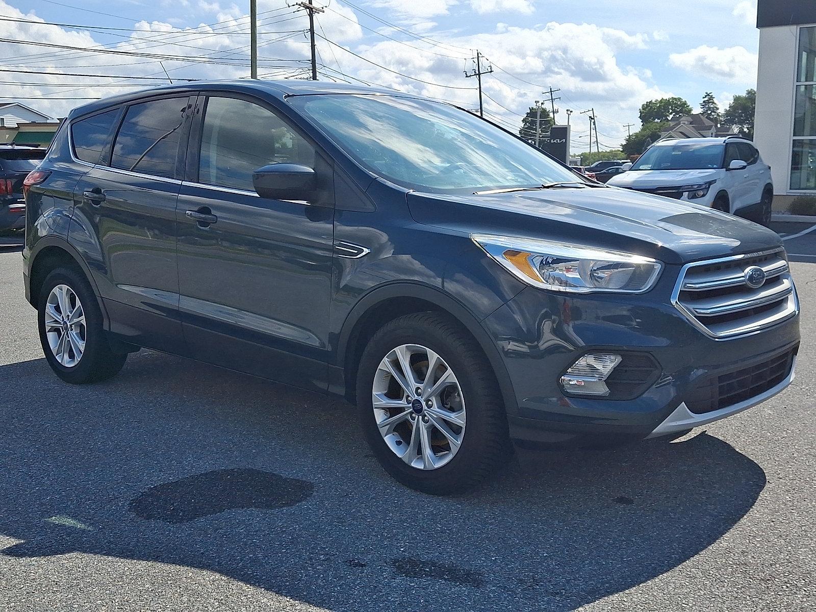 Used 2019 Ford Escape SE