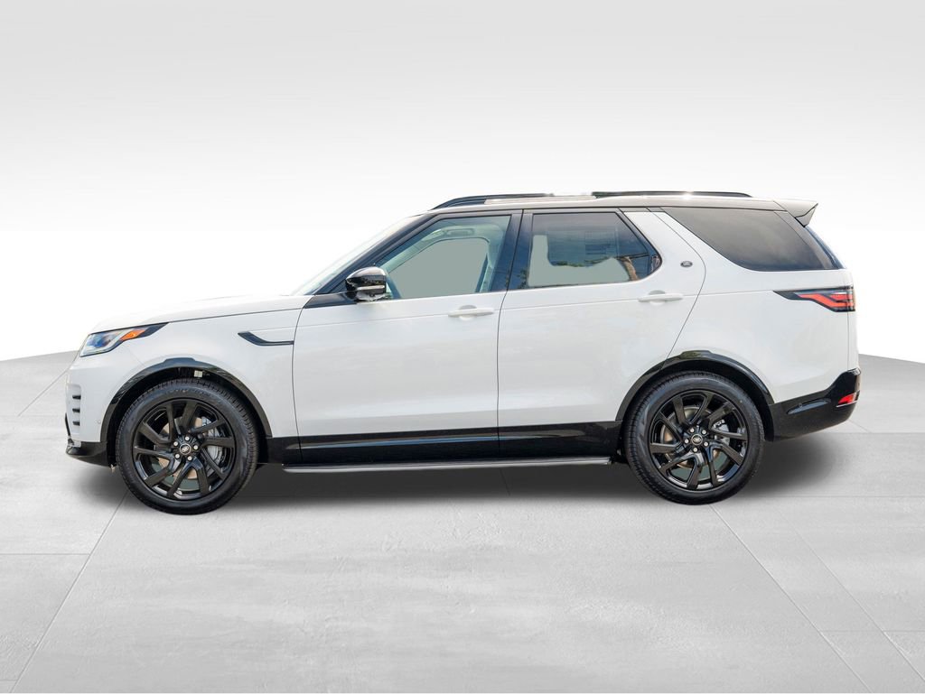New 2025 Land Rover Discovery Dynamic SE image 7