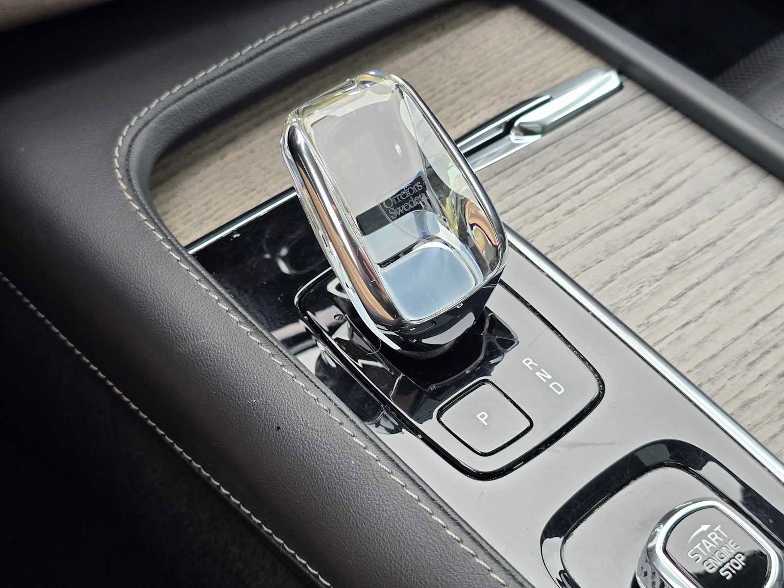 Certified 2023 Volvo XC90 T8 Ultimate w/ Protection Package Premier image 33