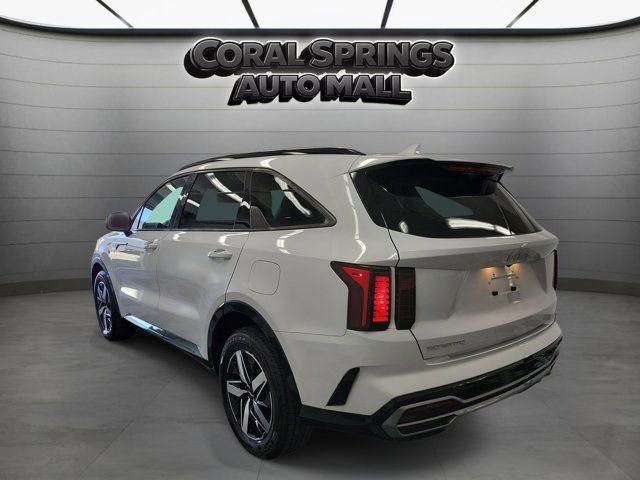 Certified 2023 Kia Sorento EX w/ Panoramic Sunroof Package FWD image 4