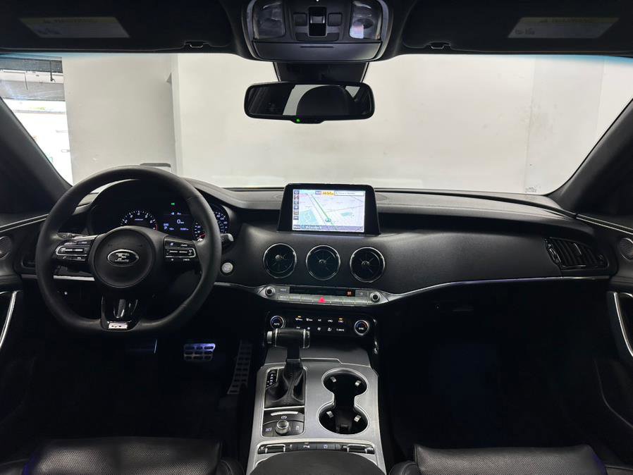 Used 2019 Kia Stinger GTS image 40