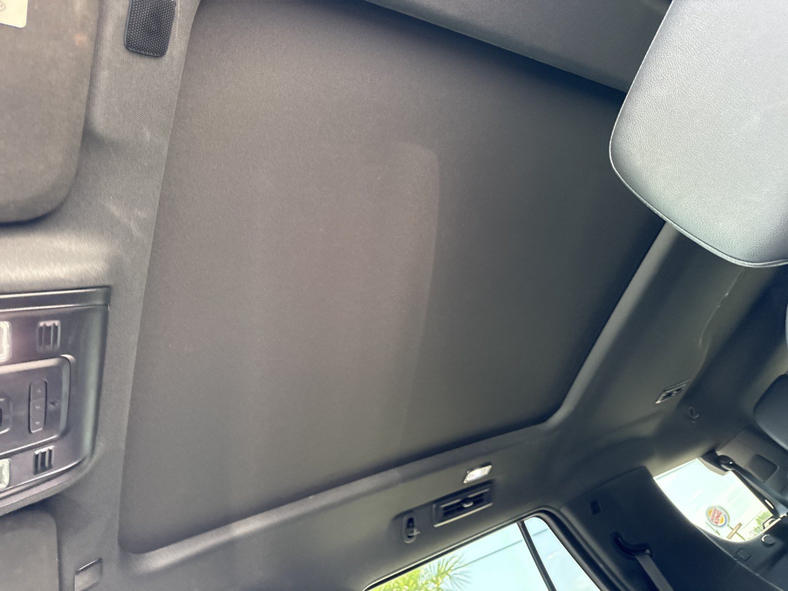 Used 2022 Chevrolet Tahoe LT w/ LT Signature Package RWD image 19