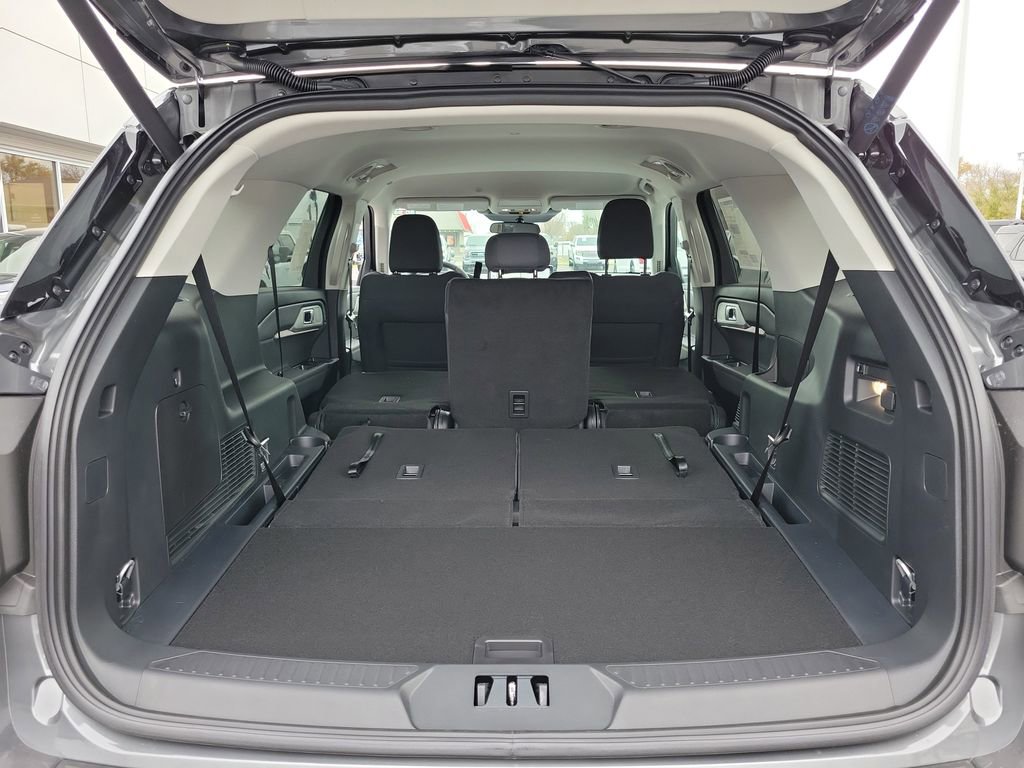 New 2026 Ford Explorer Active image 10