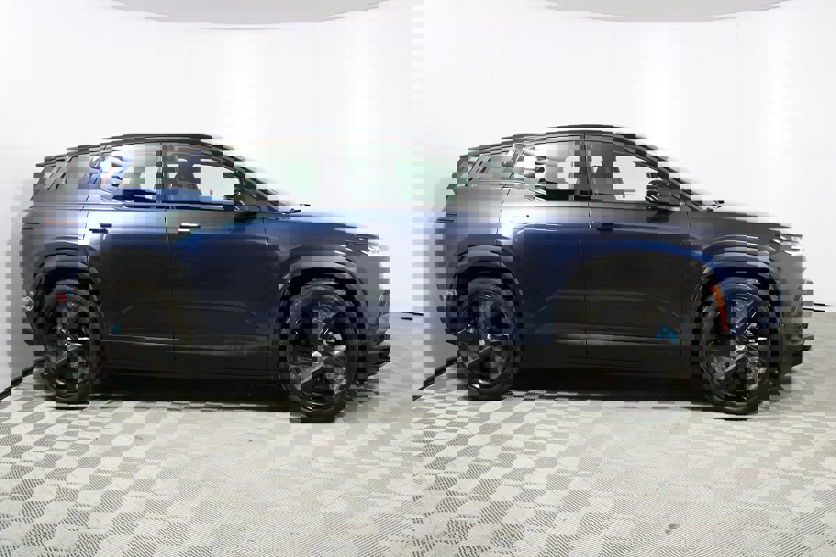 Used 2023 Fisker Ocean Extreme image 45