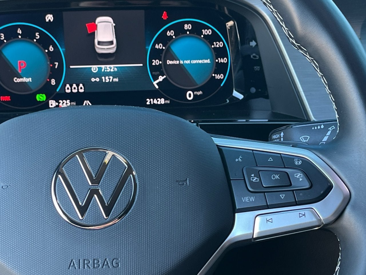 Used 2025 Volkswagen Atlas Cross Sport SE FWD image 20