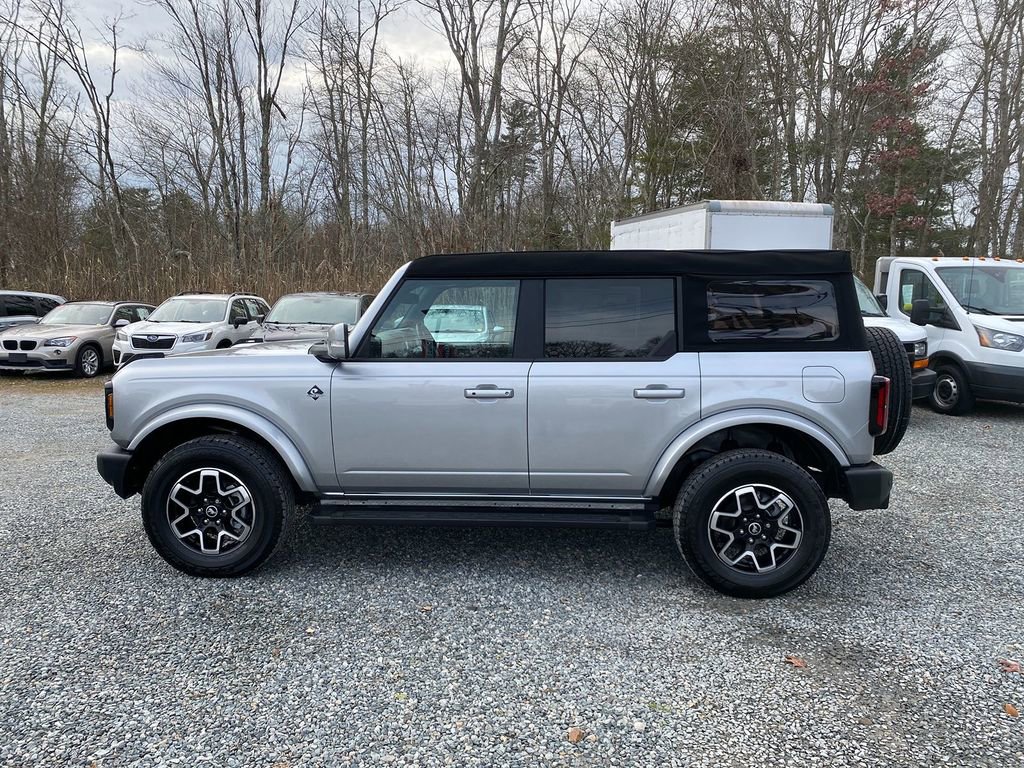 Used 2023 Ford Bronco Outer Banks image 9