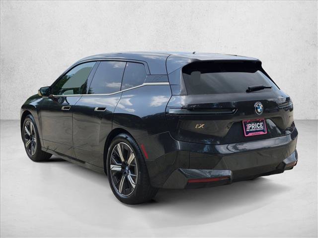 Used 2023 BMW iX xDrive50 w/ Premium Package AWD/4WD image 8