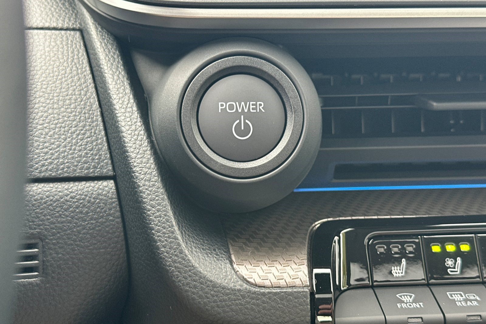 New 2027 Toyota Prius Limited AWD/4WD image 28