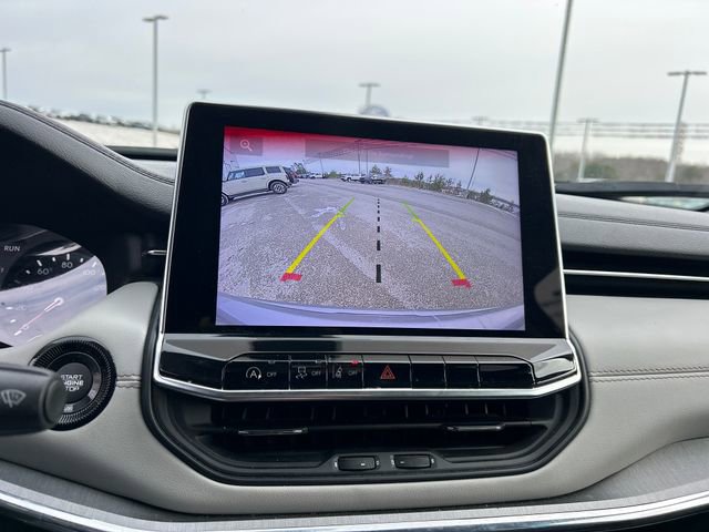 Used 2022 Jeep Compass Limited image 25