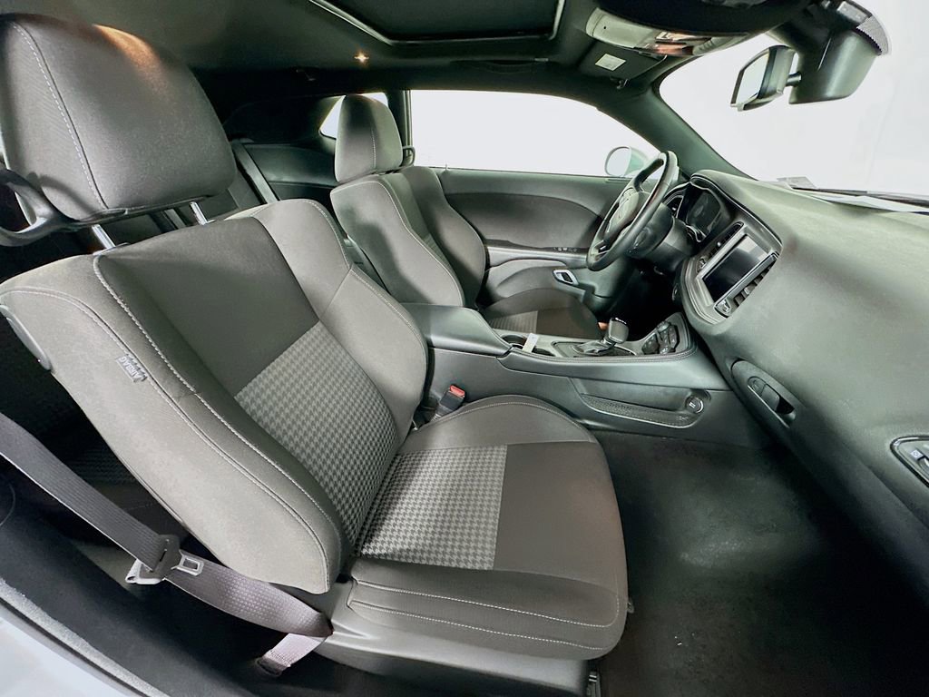 Certified 2023 Dodge Challenger GT w/ Blacktop Package image 39