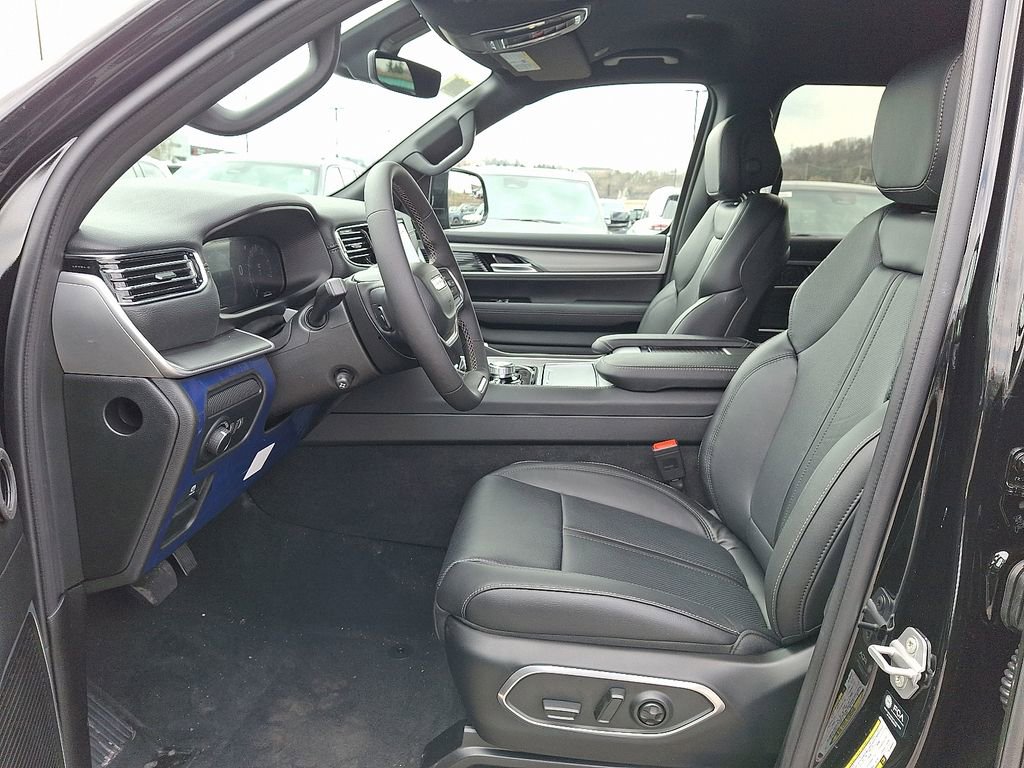 New 2026 Jeep Grand Wagoneer L 4WD image 6