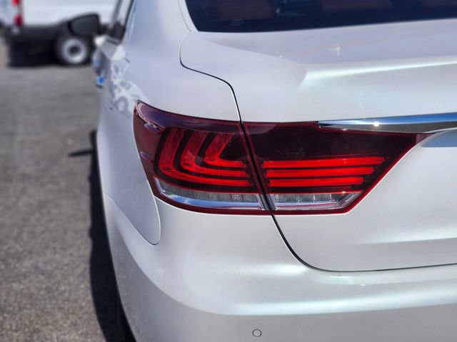 Used 2016 Lexus LS 460 L w/ Ultra Luxury Package image 9