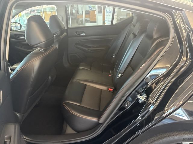 Used 2019 Nissan Altima 2.5 SR w/ SR Premium Package FWD image 16