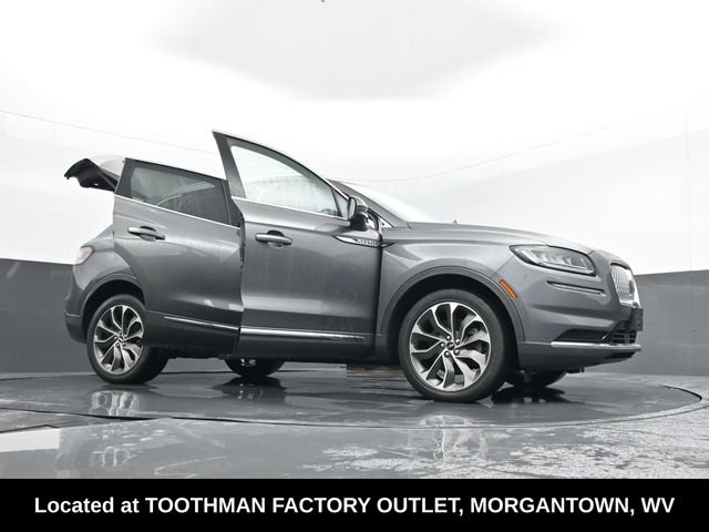 Used 2021 Lincoln Nautilus Reserve AWD/4WD image 35