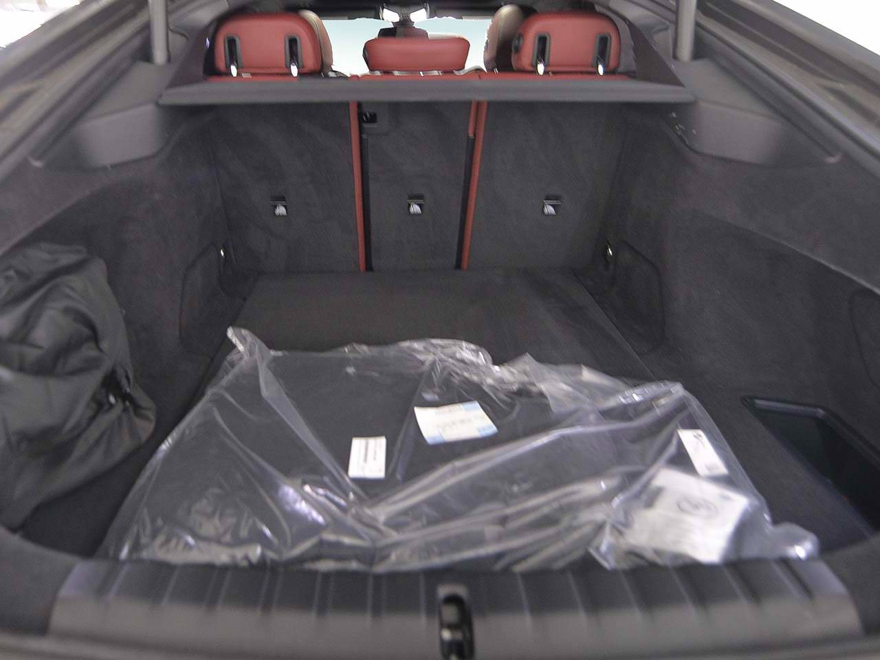 Certified 2023 BMW i4 eDrive35 w/ Premium Package RWD image 12