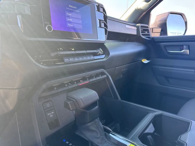 New 2026 Toyota Tundra SR5 AWD/4WD image 18