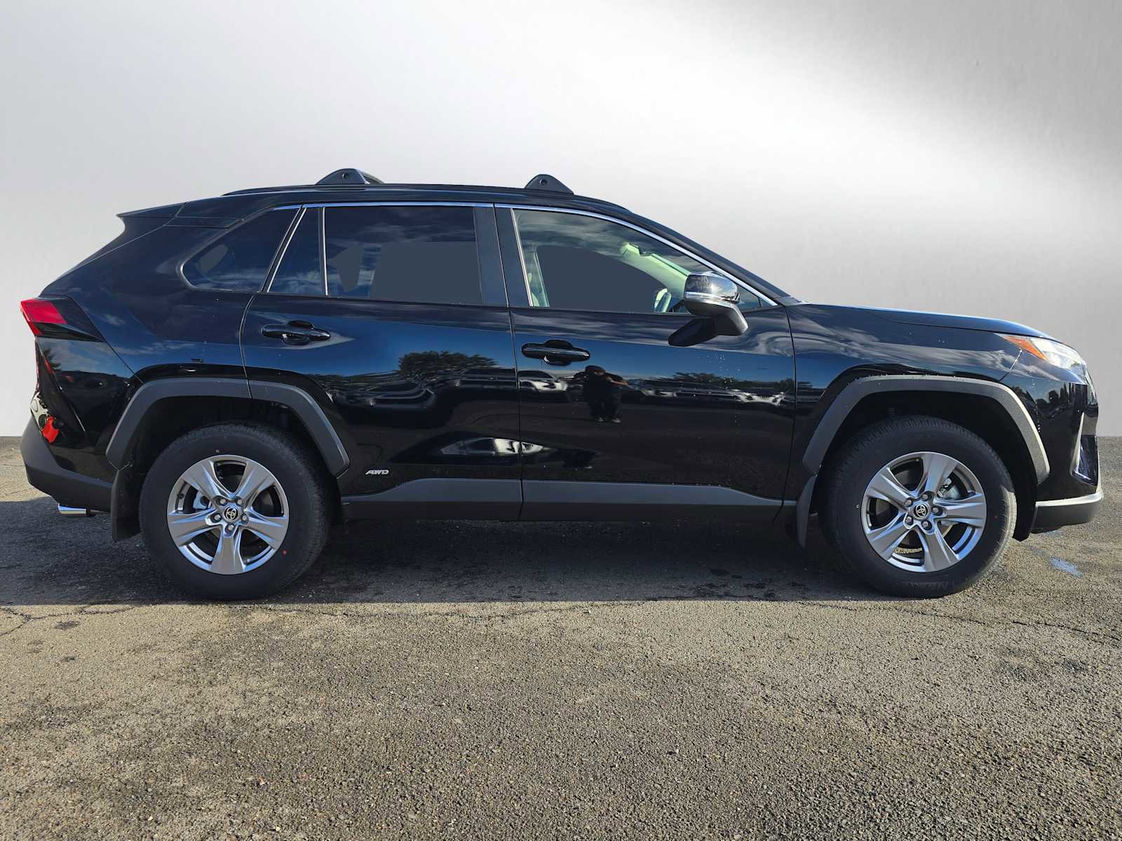 Certified 2025 Toyota RAV4 XLE image 8