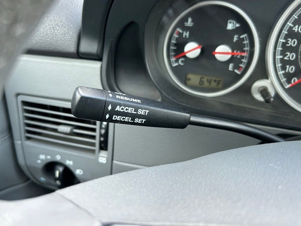 Used 2005 Chrysler Crossfire Limited RWD image 13