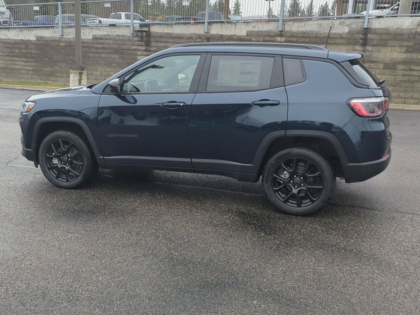 New 2026 Jeep Compass Latitude AWD/4WD image 4