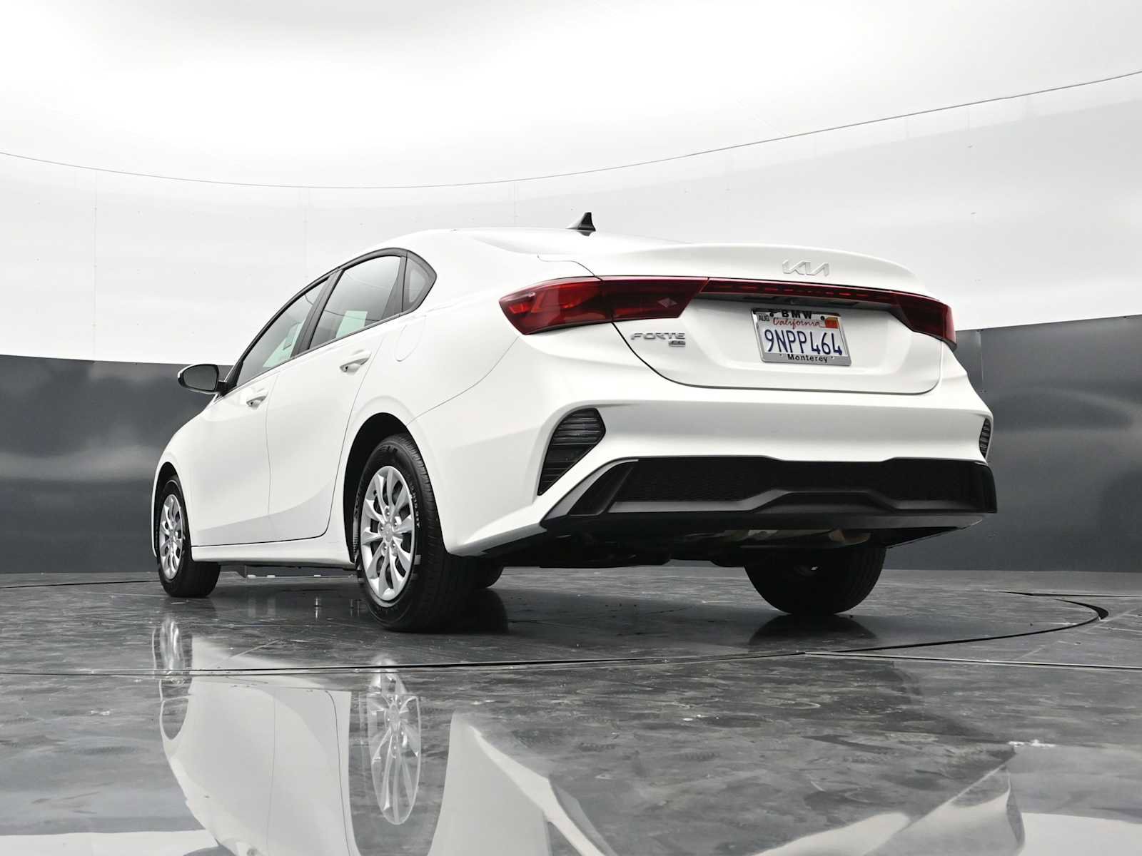 Used 2024 Kia Forte LX FWD image 31