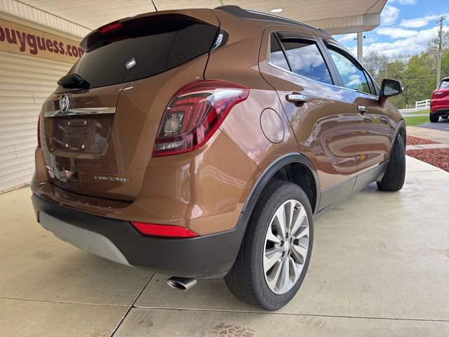 Used 2017 Buick Encore Essence FWD image 3