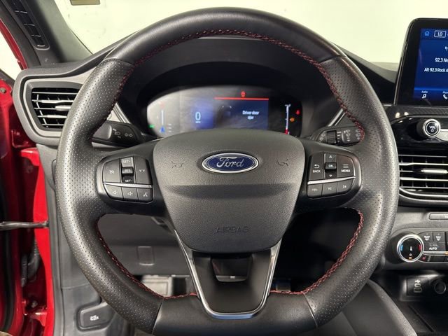 Used 2024 Ford Escape ST-Line image 27