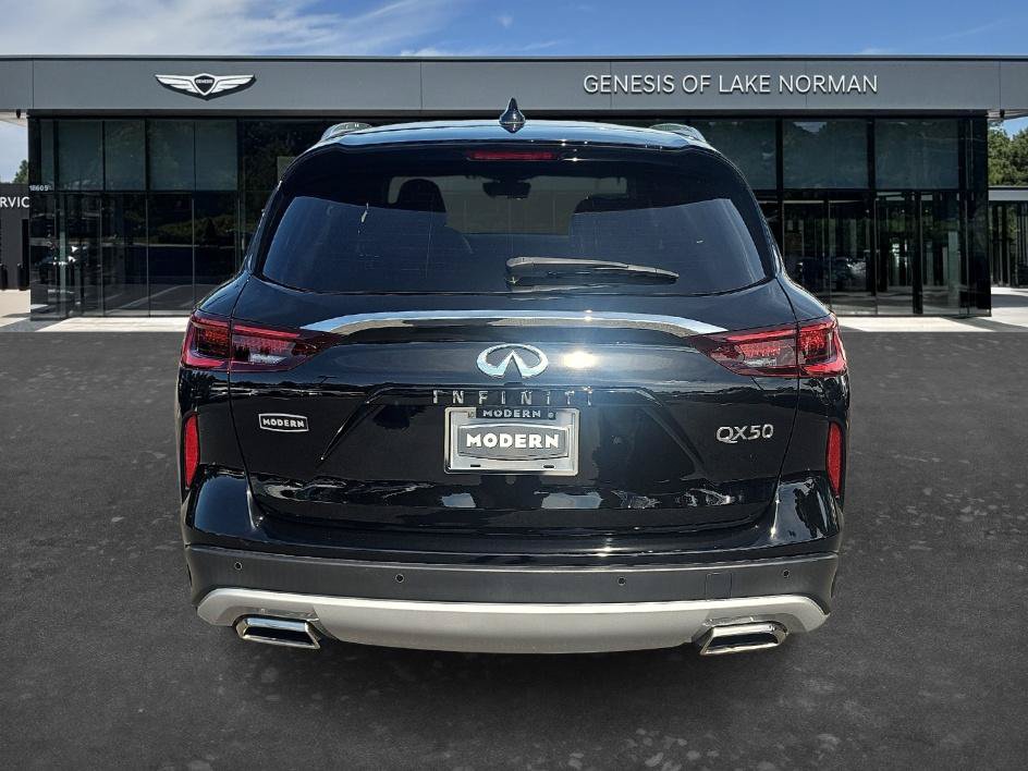 Used 2024 INFINITI QX50 Luxe FWD image 8