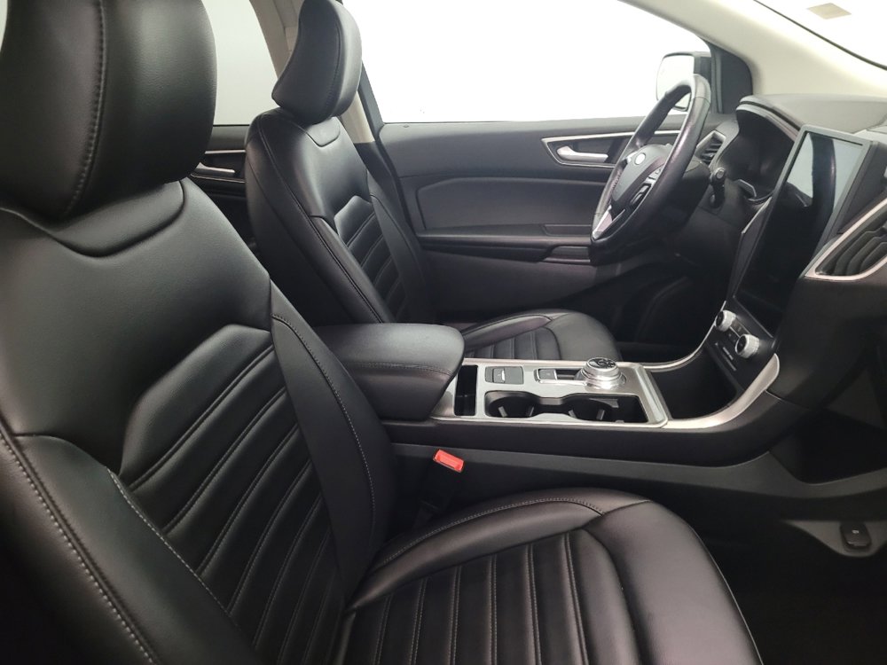 Used 2023 Ford Edge SEL image 21