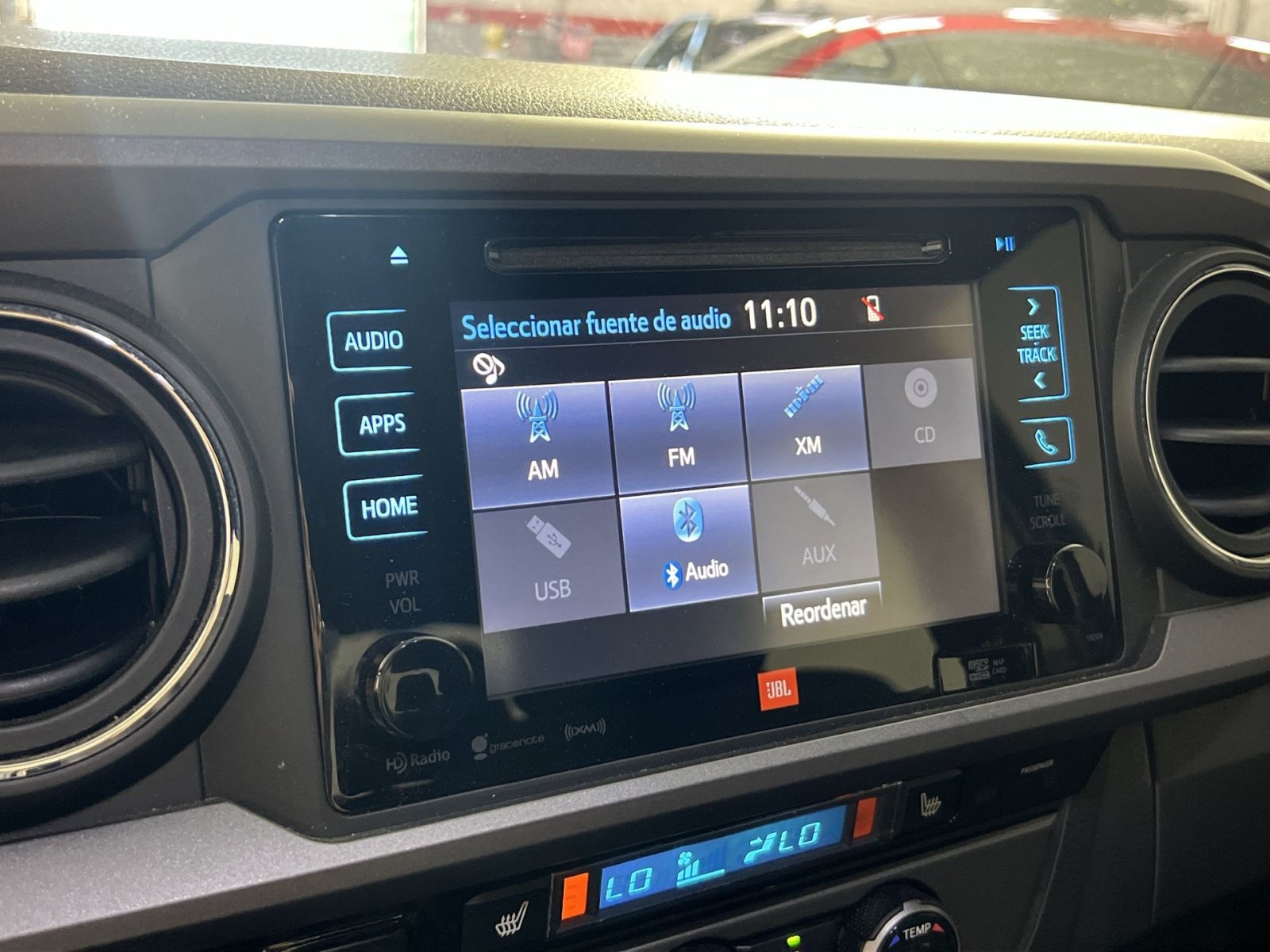Used 2016 Toyota Tacoma TRD Sport AWD/4WD image 19
