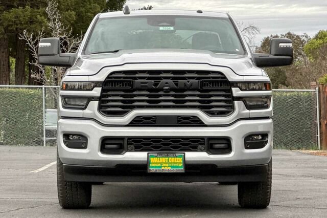 New 2026 RAM 2500 Big Horn AWD/4WD image 6
