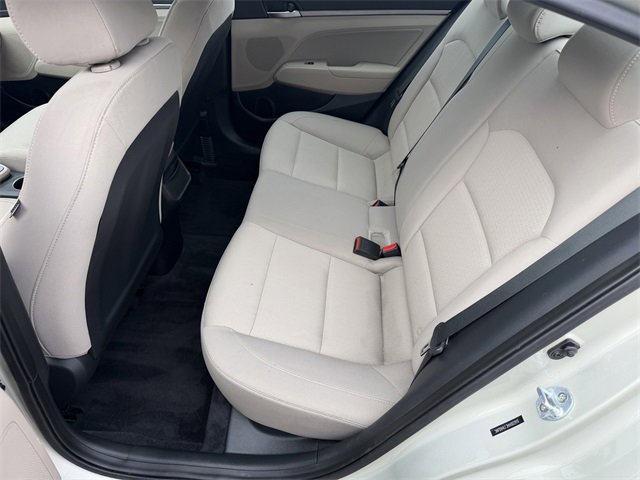 Used 2017 Hyundai Elantra SE image 21
