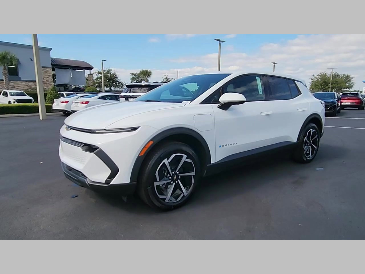 New 2026 Chevrolet Equinox EV LT w/ Comfort Package AWD/4WD image 16