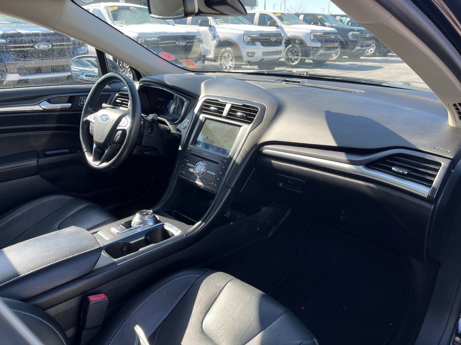 Used 2020 Ford Fusion Titanium image 17