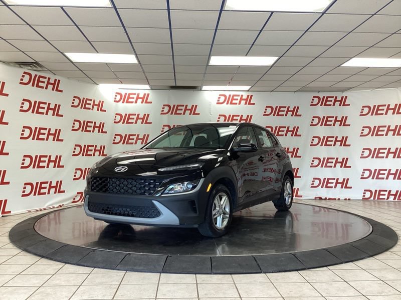 Used 2023 Hyundai Kona SE AWD/4WD image 3