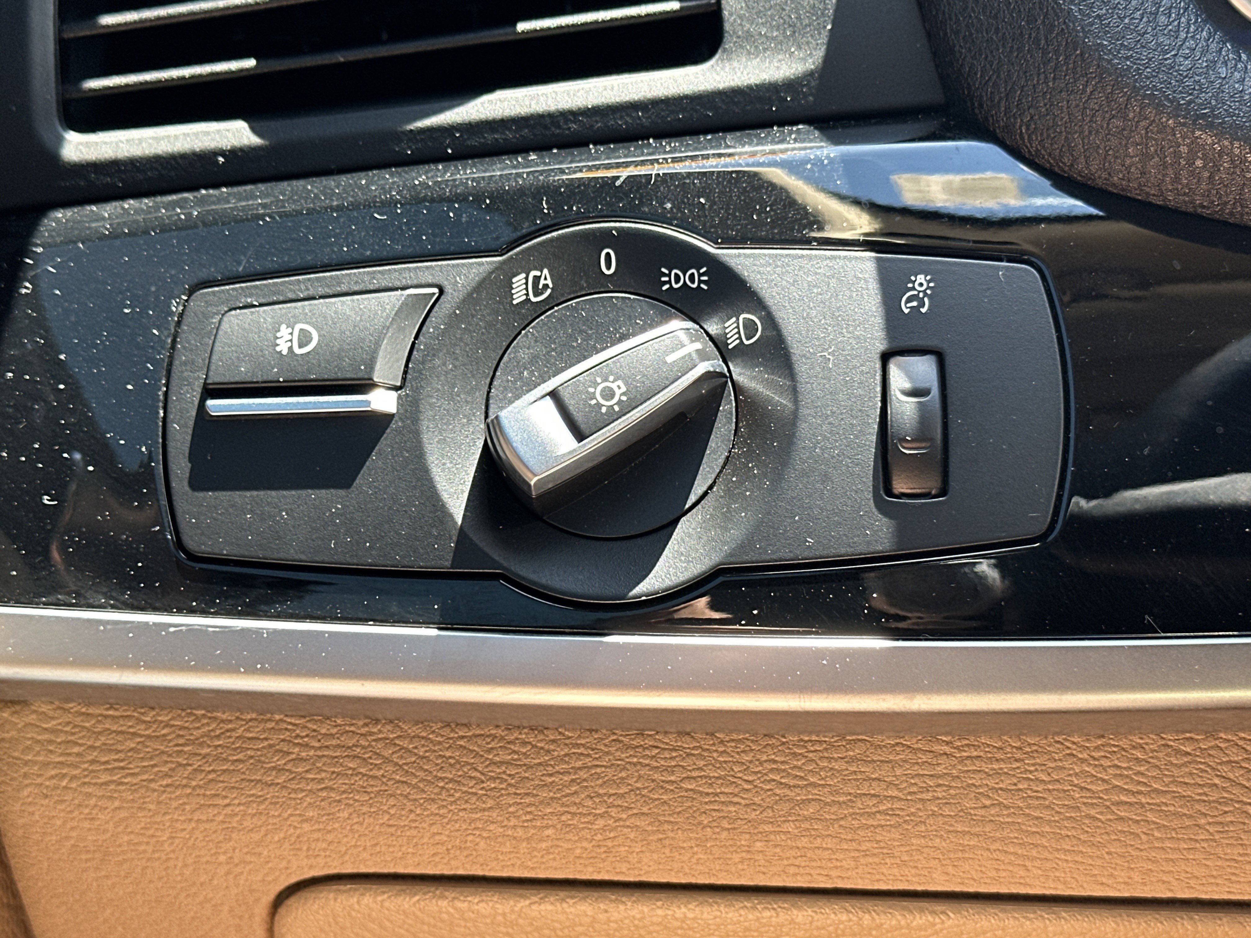 Used 2017 BMW X3 xDrive28i image 29