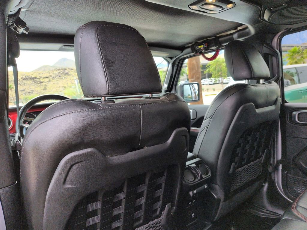 Used 2021 Jeep Wrangler Unlimited Rubicon w/ Cold Weather Group image 17