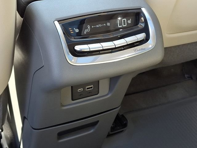 Certified 2025 Cadillac XT6 Premium Luxury w/ LPO, Floor Liner Package image 9