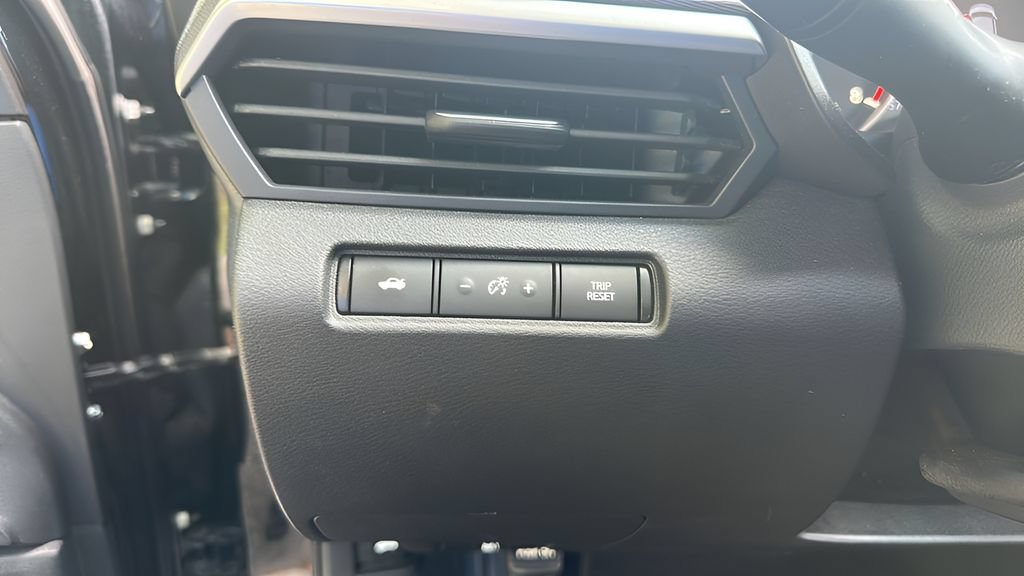Certified 2024 Nissan Altima 2.5 SR FWD image 28