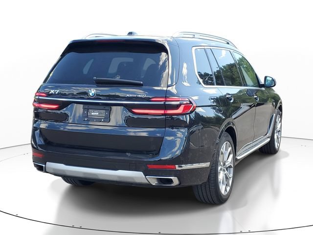 Used 2024 BMW X7 xDrive40i w/ Premium Package AWD/4WD image 4