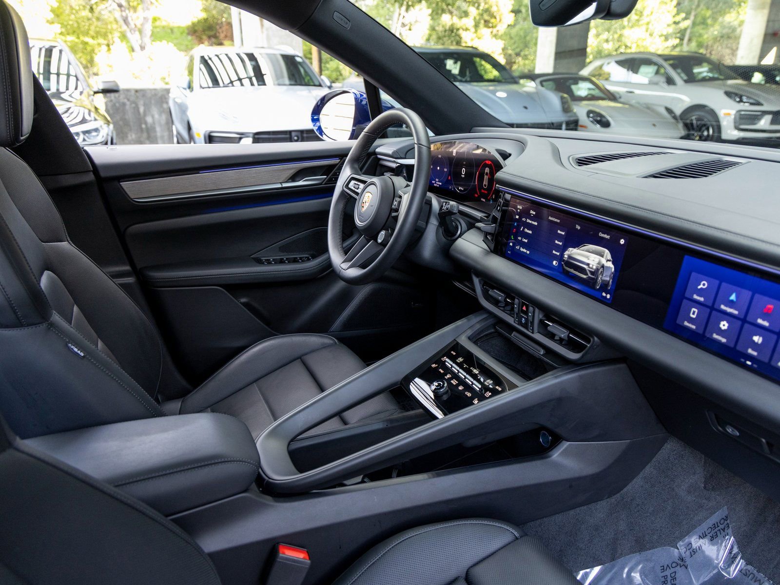 Certified 2025 Porsche Macan 4 Electric image 51