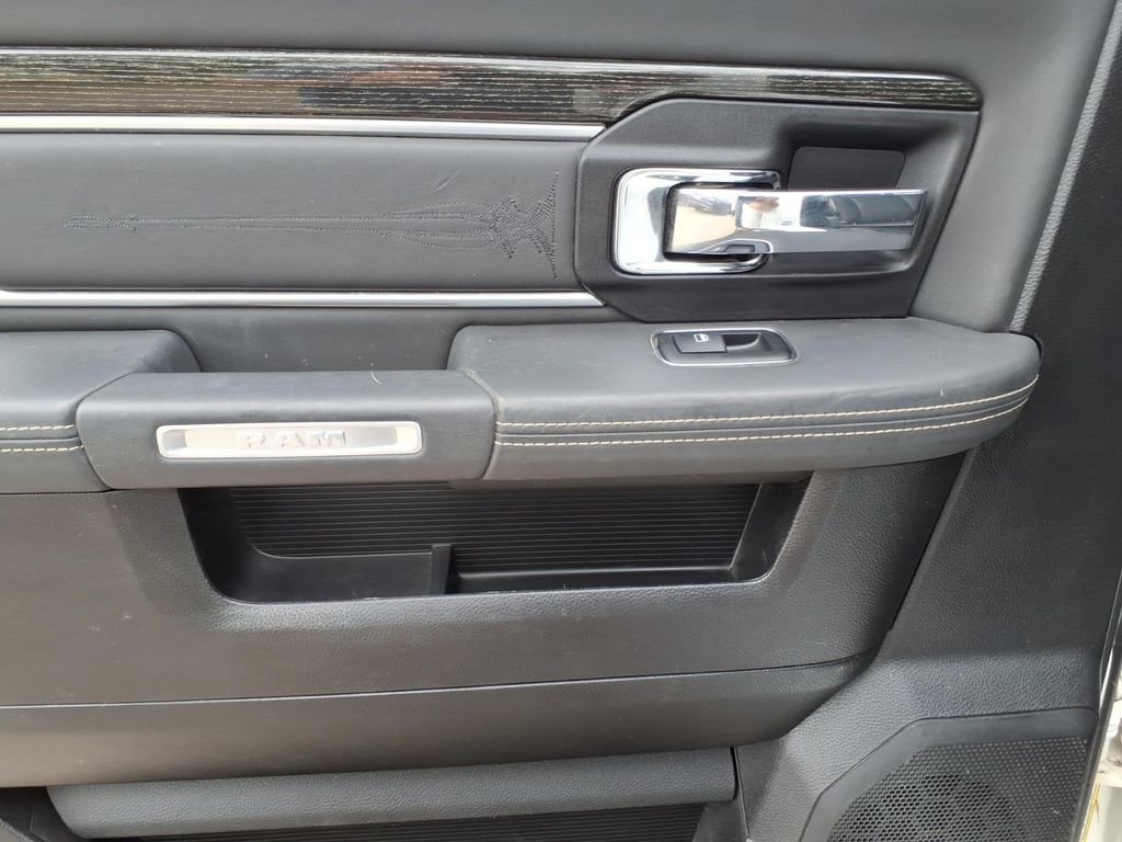 Used 2016 RAM 1500 Limited image 10