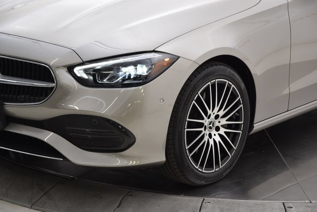 Used 2022 Mercedes-Benz C 300 Sedan image 11