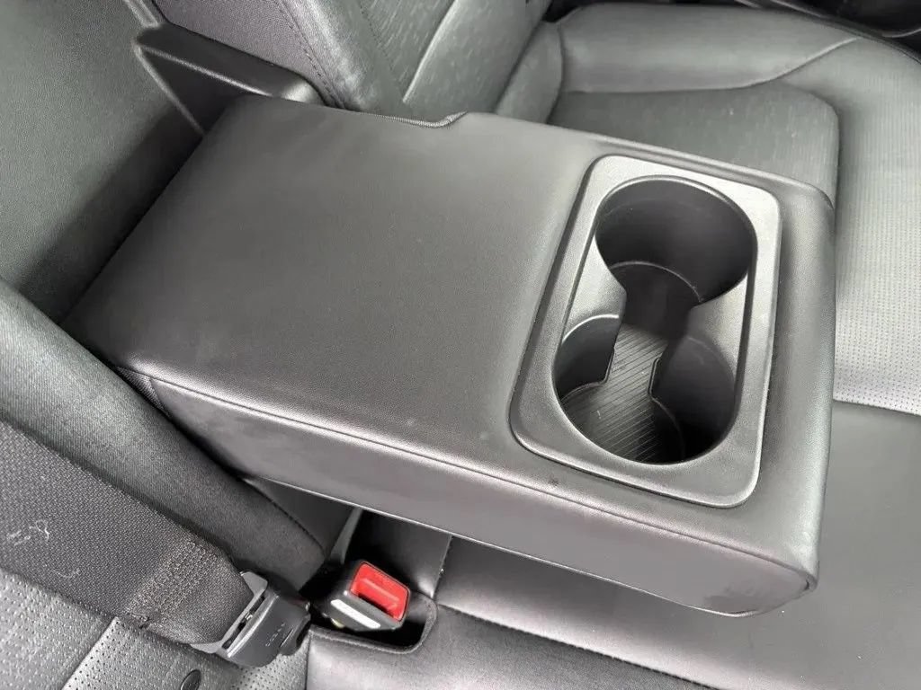 Used 2023 Kia Niro SX Touring FWD image 31