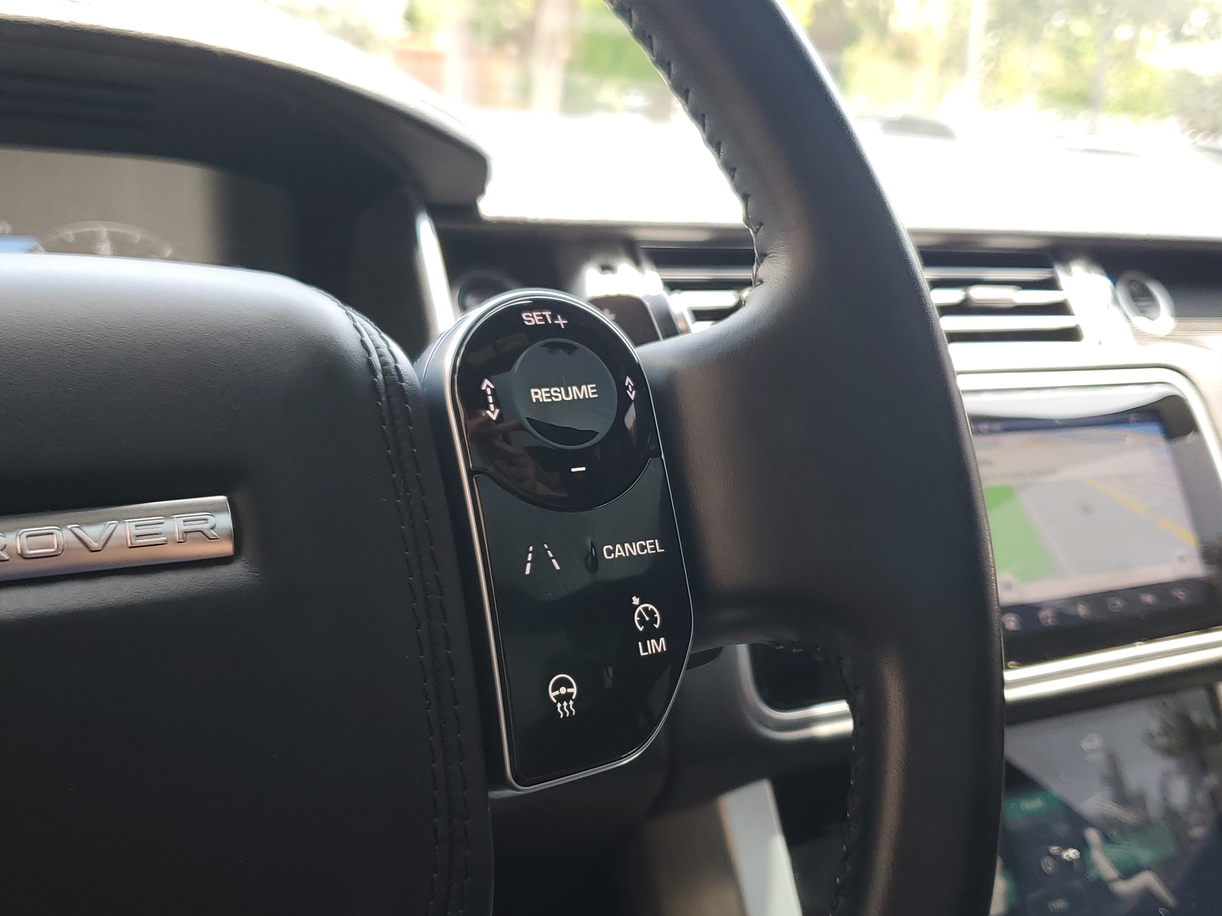Used 2020 Land Rover Range Rover HSE AWD/4WD image 25