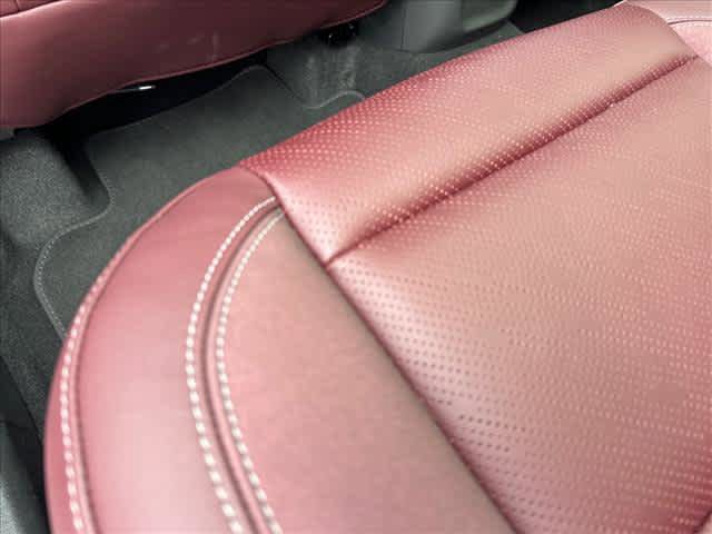 Used 2024 Buick Envision Sport Touring AWD/4WD image 13